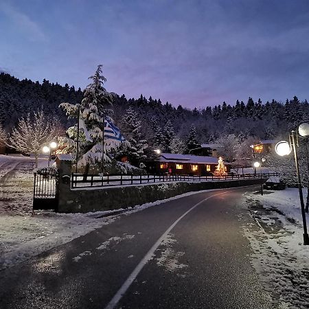 Livadaki Village Megali Kapsi Luaran gambar