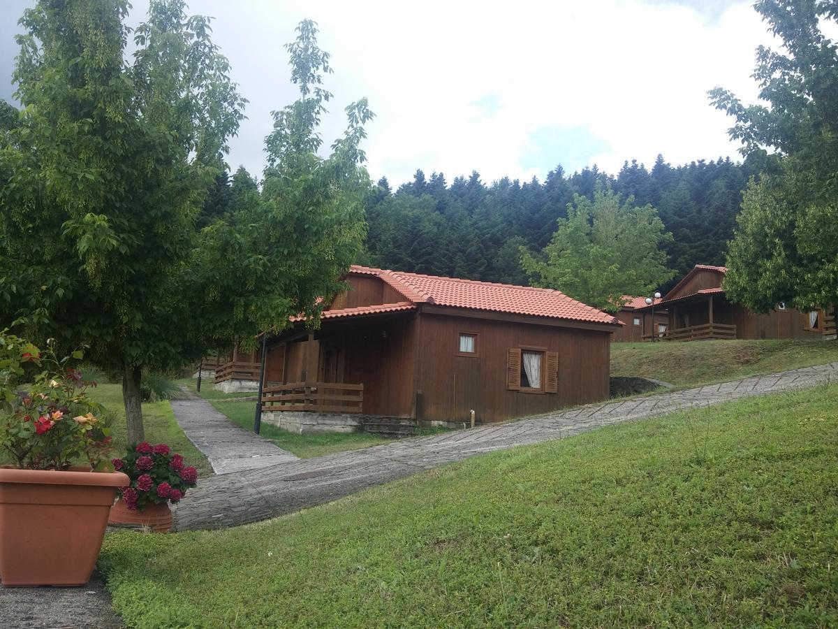 Livadaki Village Megali Kapsi Luaran gambar